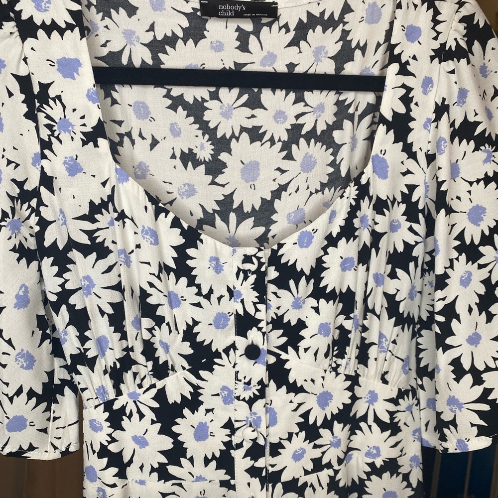 Floral Jumpsuit - Picture 4 of 6